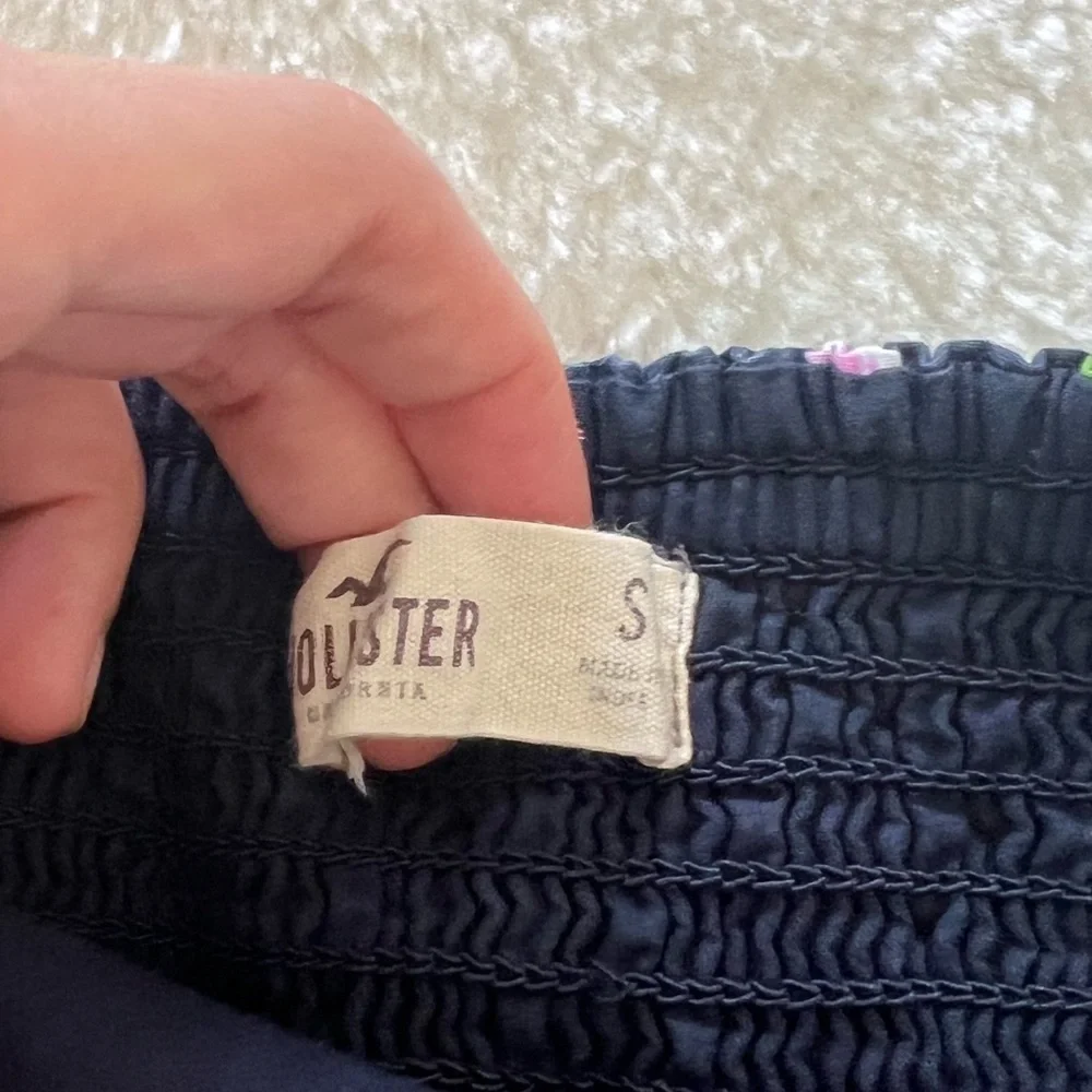 Hollister Floral Print Top - Picture 4 of 6